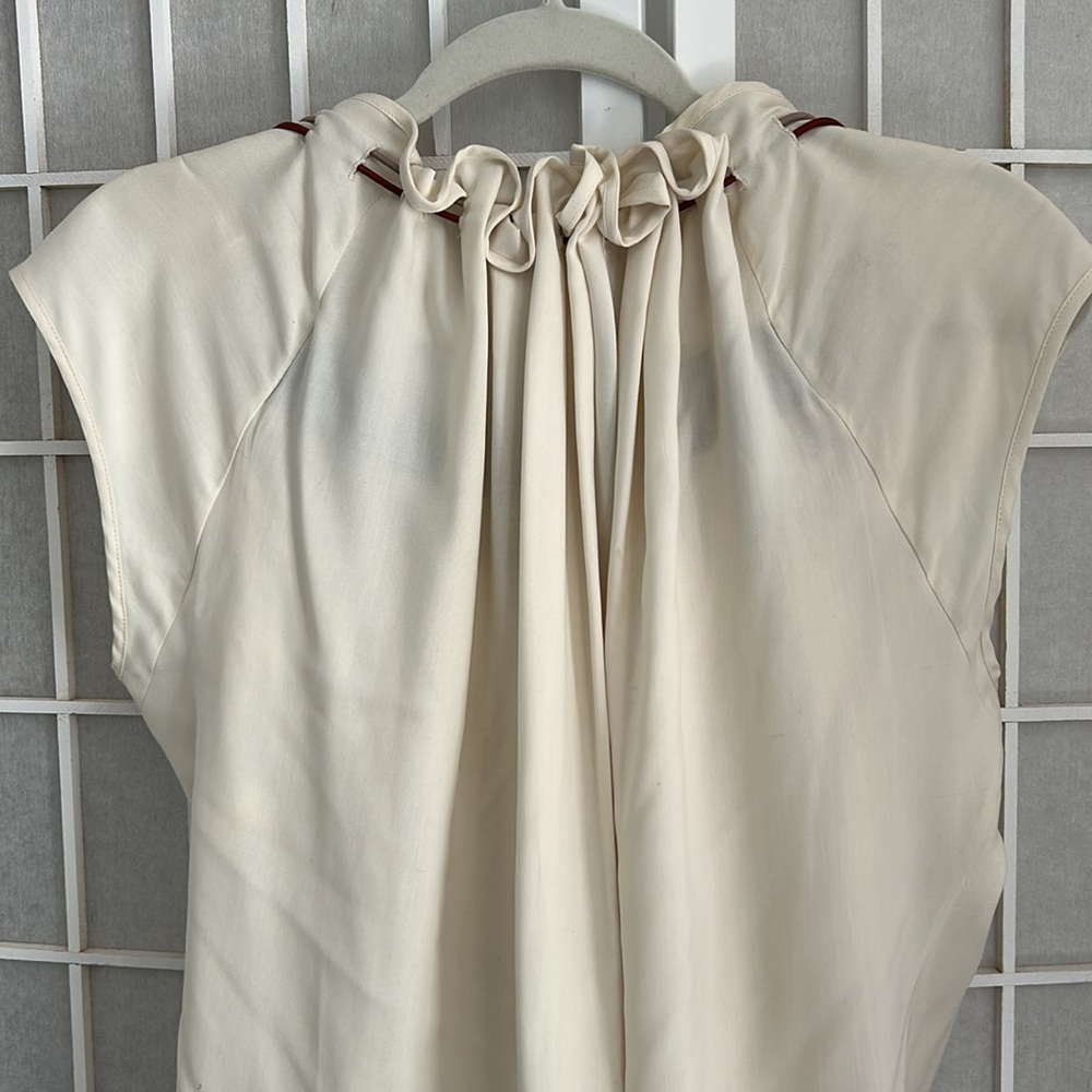 Unique Cream Ruched Blouse - Picture 6 of 6